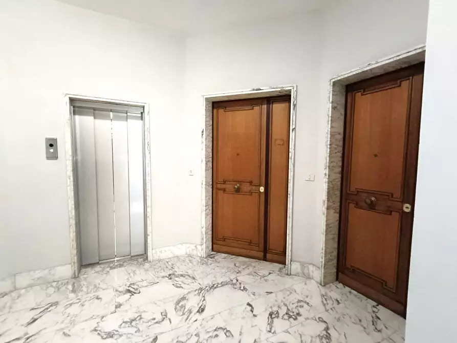 Immagine 4 di Appartamento in vendita  in Via Guglielmo Oberdan 22 a Lecce