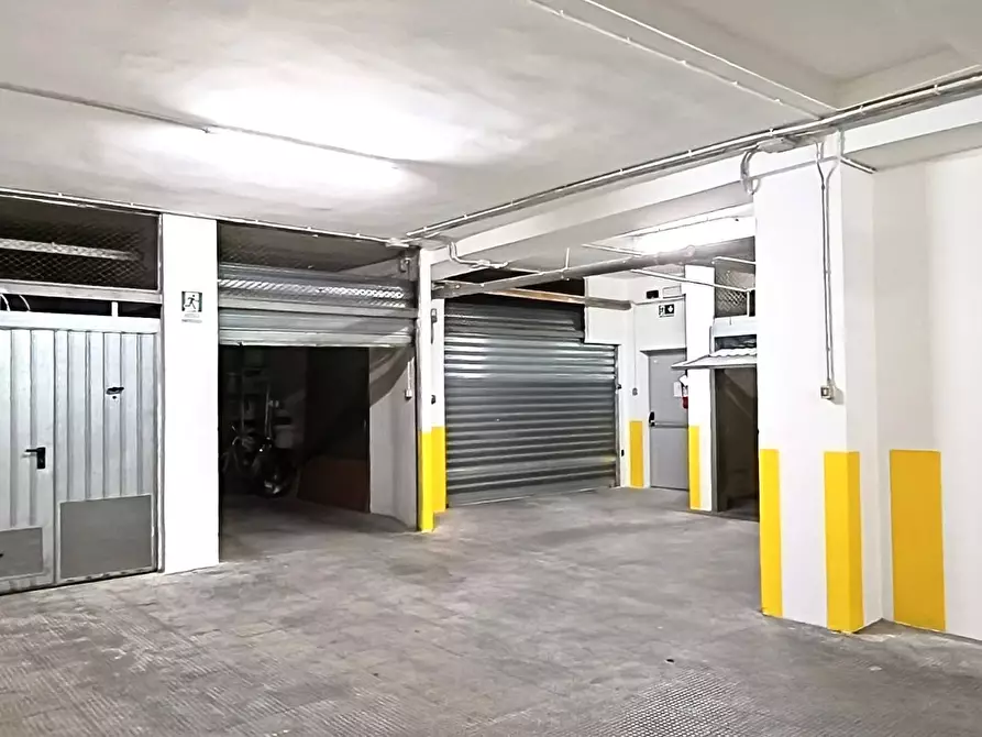 Immagine 26 di Appartamento in vendita  in Via Guglielmo Oberdan 22 a Lecce