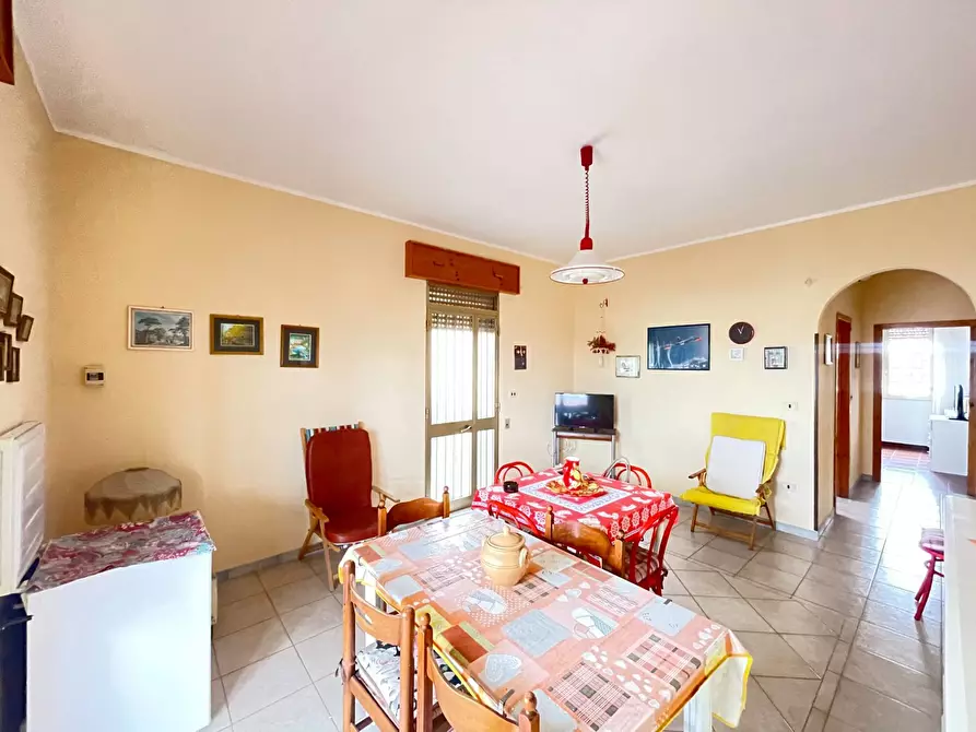 Immagine 5 di Appartamento in vendita  in Via Marche 32 a Arnesano