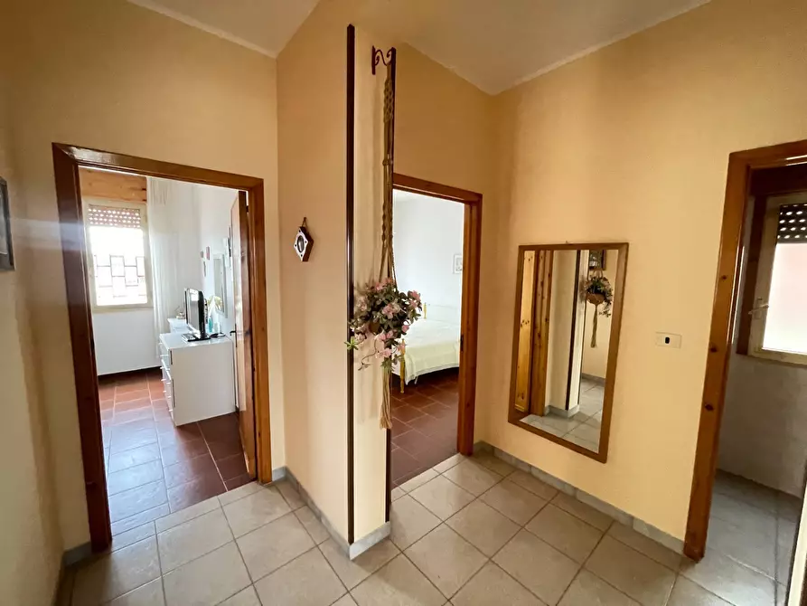 Immagine 7 di Appartamento in vendita  in Via Marche 32 a Arnesano