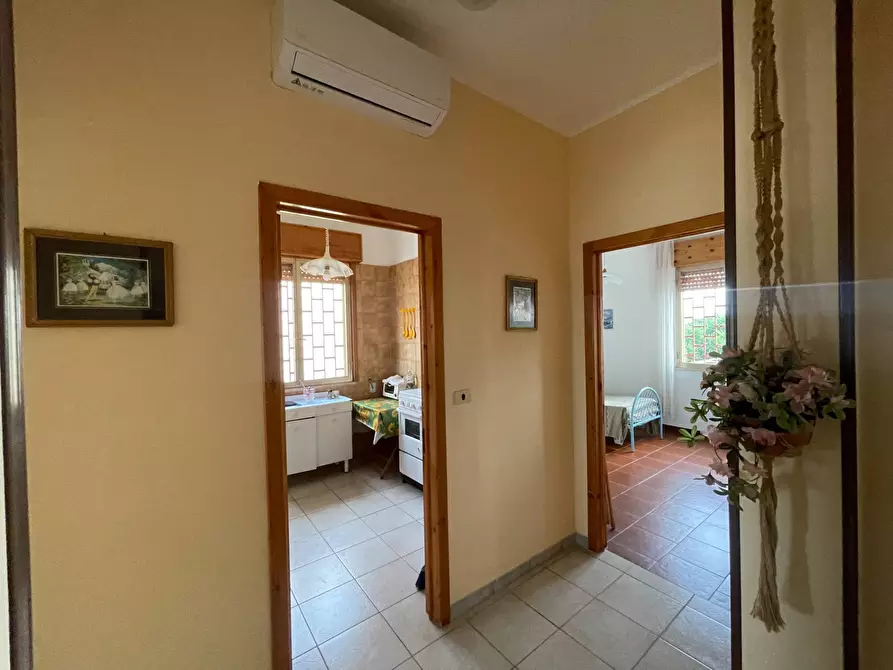 Immagine 16 di Appartamento in vendita  in Via Marche 32 a Arnesano