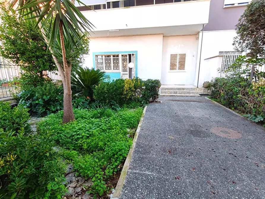 Immagine 1 di Casa semindipendente in vendita  in Via Lequile 84 a Lecce