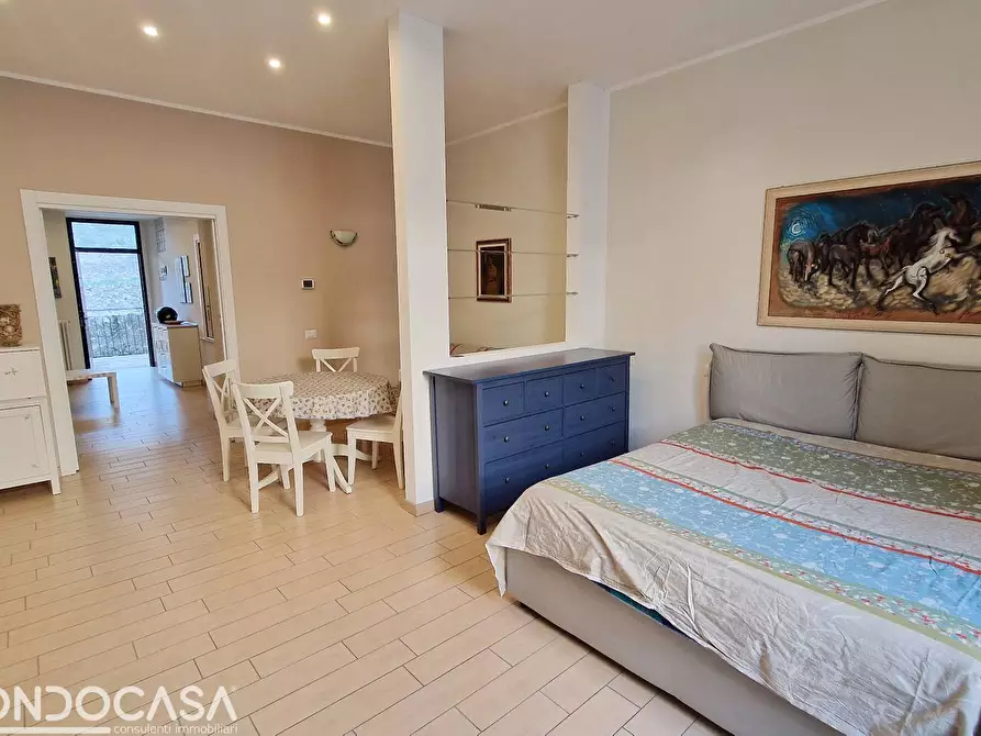 Immagine 9 di Appartamento in affitto  in via varesina 53 a Como