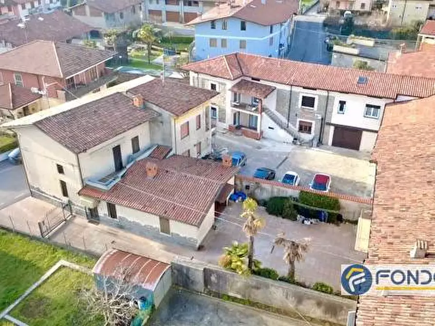 Immagine 1 di Villa in vendita  a Palazzolo Sull'oglio