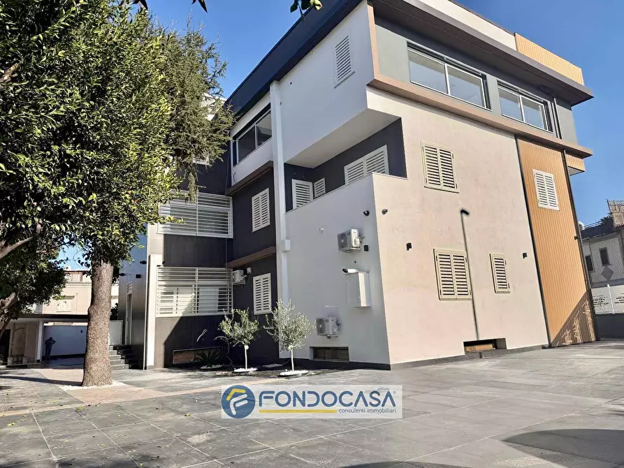 Immagine 16 di Ufficio in affitto  in Via Antonio Silvestre a Casandrino