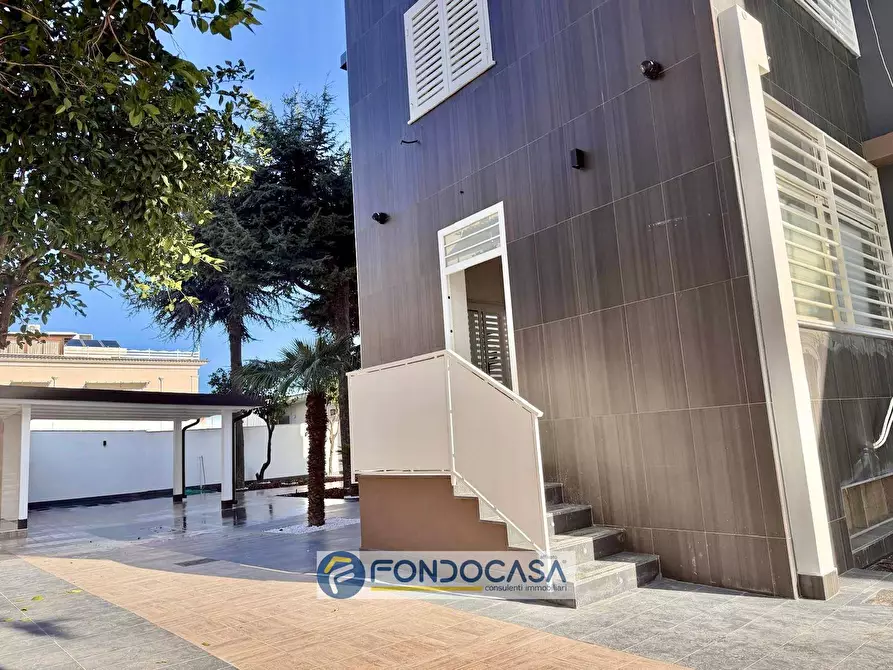 Immagine 17 di Ufficio in affitto  in Via Antonio Silvestre a Casandrino