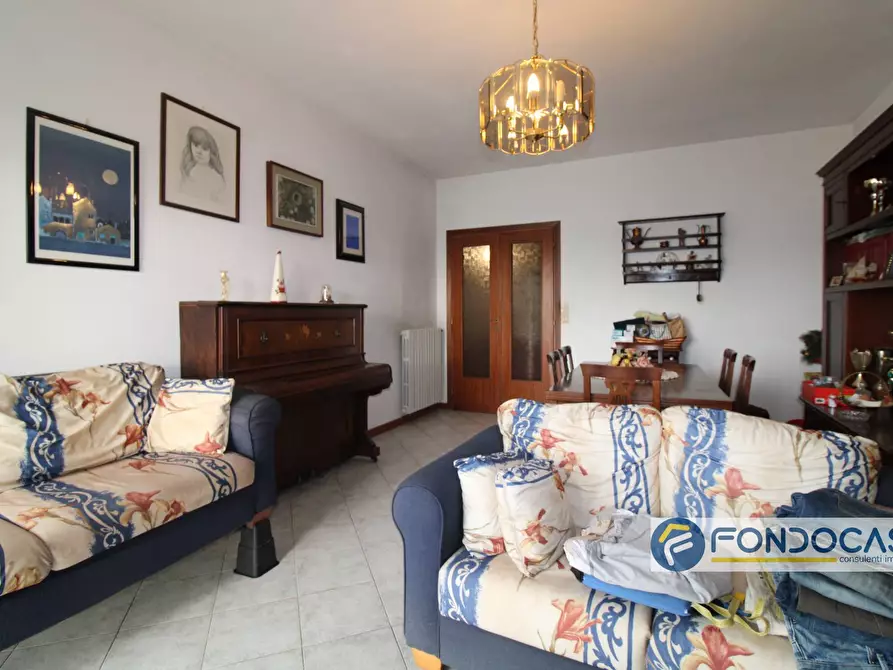 Immagine 16 di Appartamento in vendita  in Via Della Costituzione a Pontedera