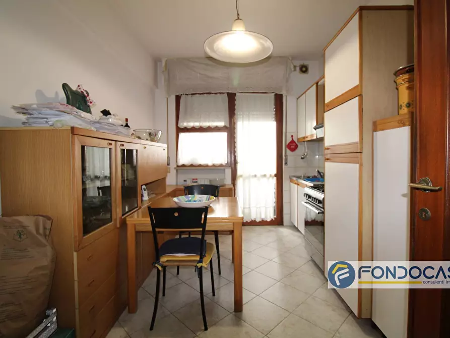 Immagine 17 di Appartamento in vendita  in Via Della Costituzione a Pontedera