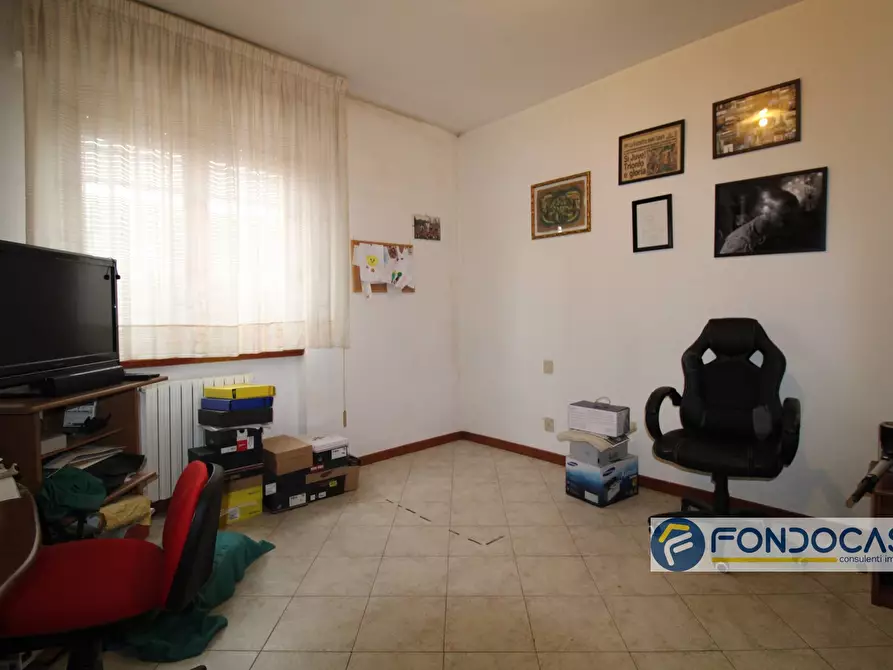 Immagine 27 di Appartamento in vendita  in Via Della Costituzione a Pontedera