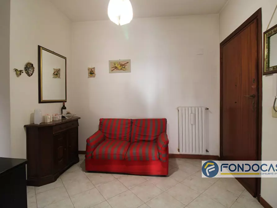 Immagine 8 di Appartamento in vendita  in Via Della Costituzione a Pontedera