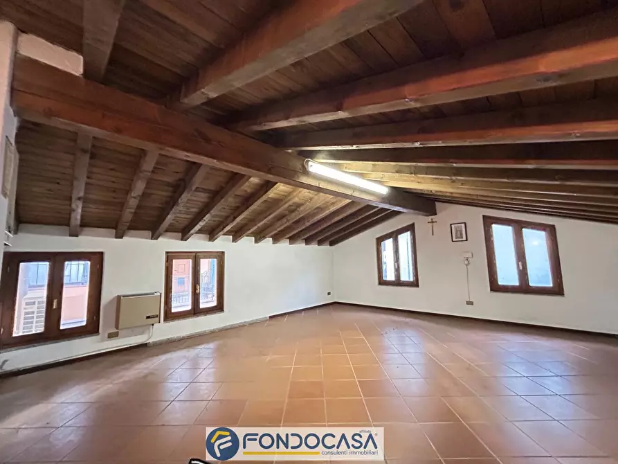 Immagine 14 di Ufficio in affitto  a Cazzago San Martino