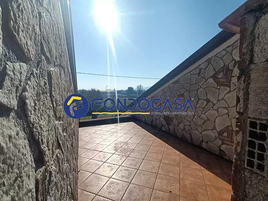 Immagine 8 di Villa in vendita  a Apollosa