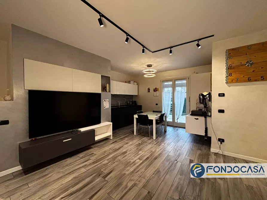 Immagine 2 di Appartamento in vendita  in Via Francesco Montanari a Chiuduno