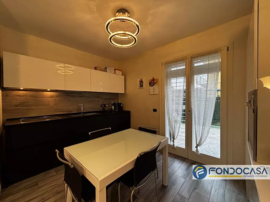 Immagine 5 di Appartamento in vendita  in Via Francesco Montanari a Chiuduno