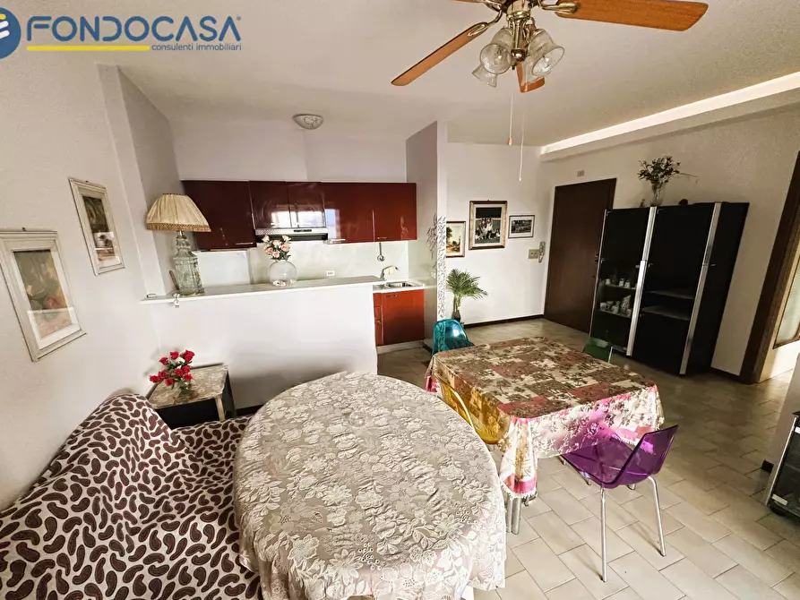 Immagine 10 di Appartamento in vendita  in Lungomare Italia 18 a Martinsicuro