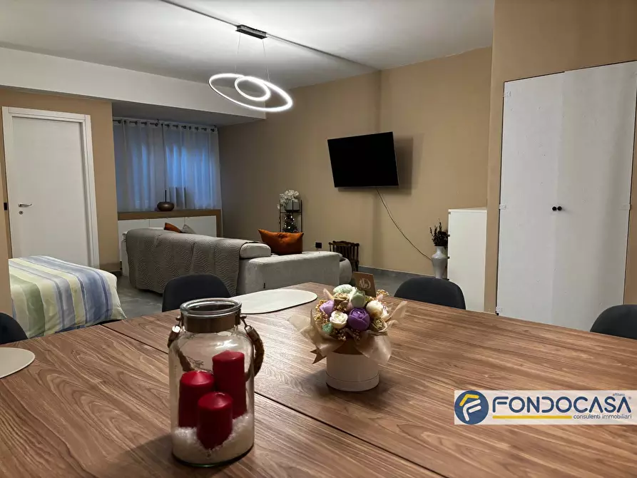 Immagine 19 di Villa in vendita  in Via Colleoni a Calcinate