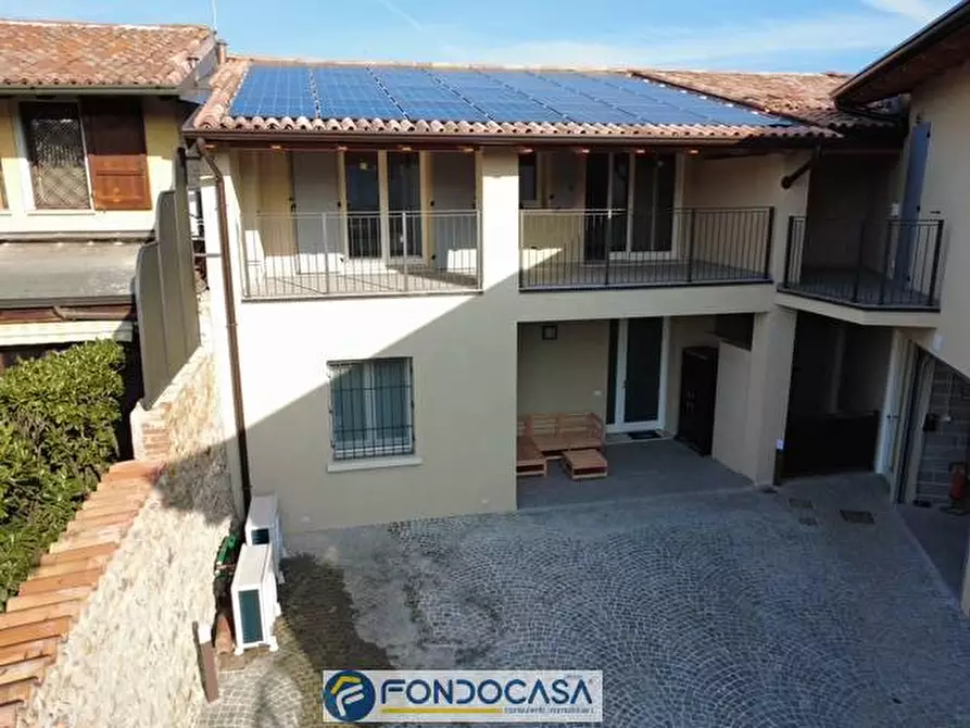 Immagine 2 di Appartamento in vendita  a Rovato