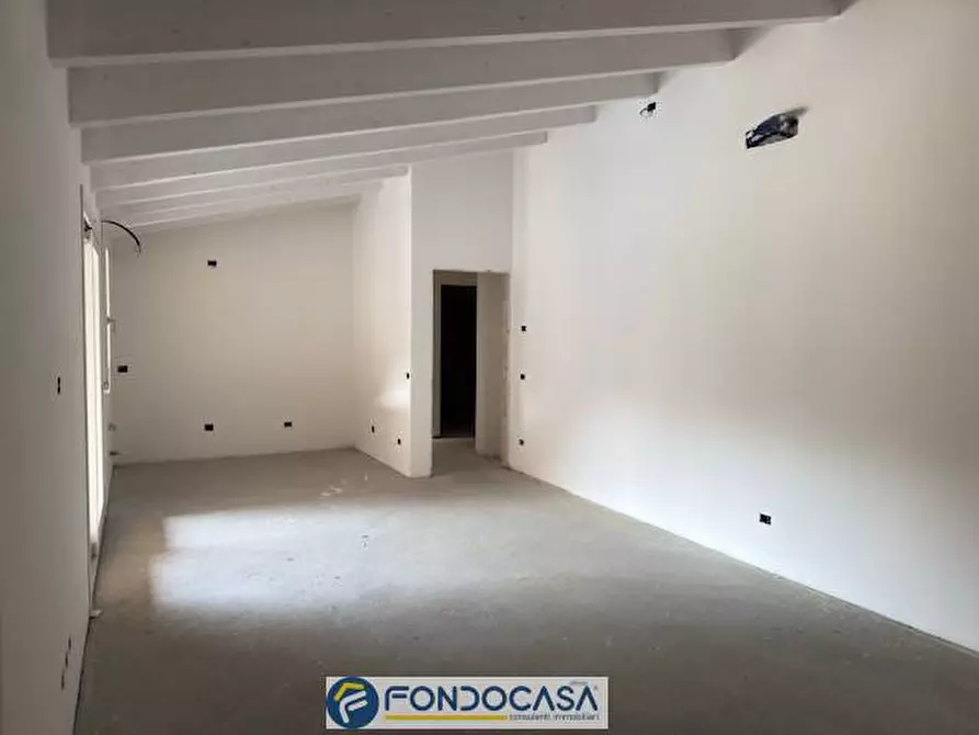 Immagine 13 di Appartamento in vendita  a Rovato