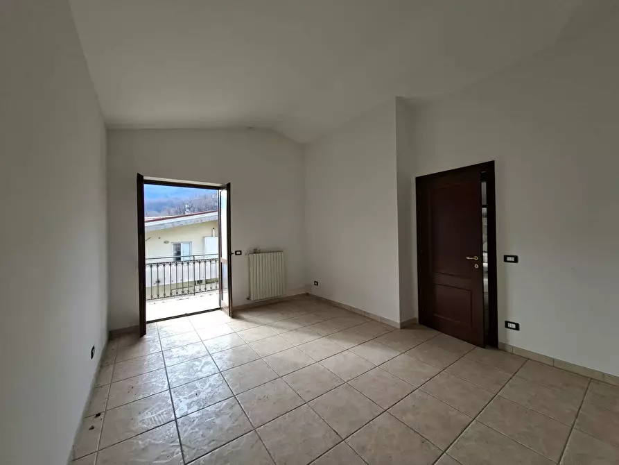 Immagine 4 di Appartamento in vendita  in via nazionale 100 a Monteforte Irpino