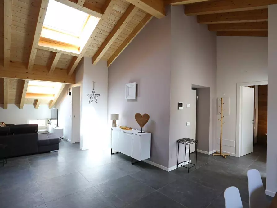 Immagine 5 di Attico in affitto  in via medici 10 a Ardesio