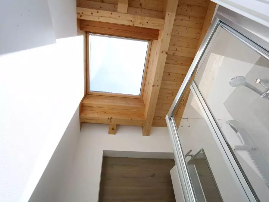 Immagine 16 di Attico in affitto  in via medici 10 a Ardesio