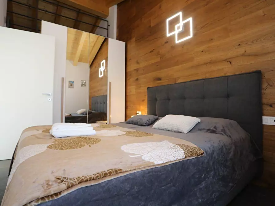 Immagine 17 di Attico in affitto  in via medici 10 a Ardesio