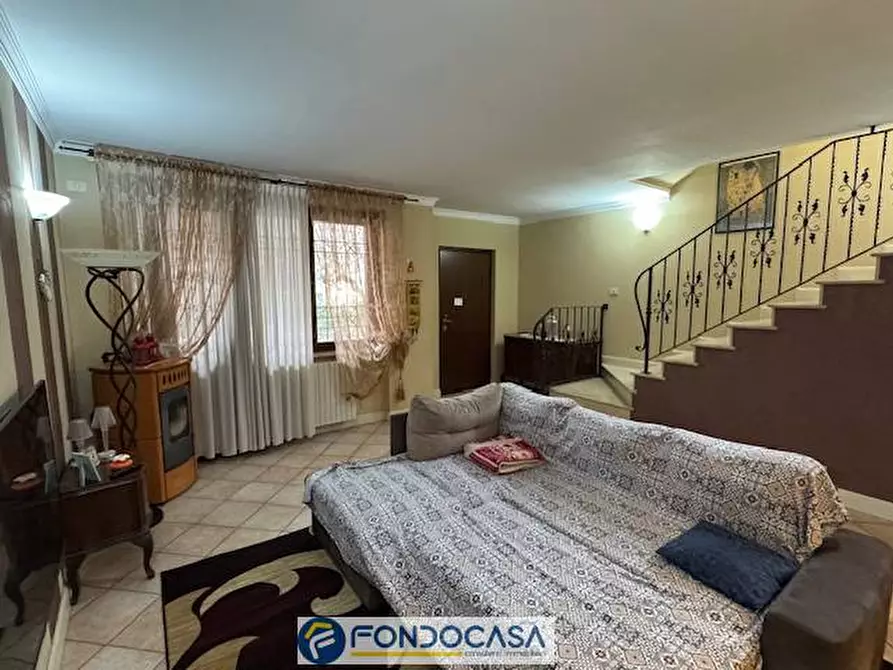 Immagine 5 di Villetta a schiera in vendita  snc a Adro