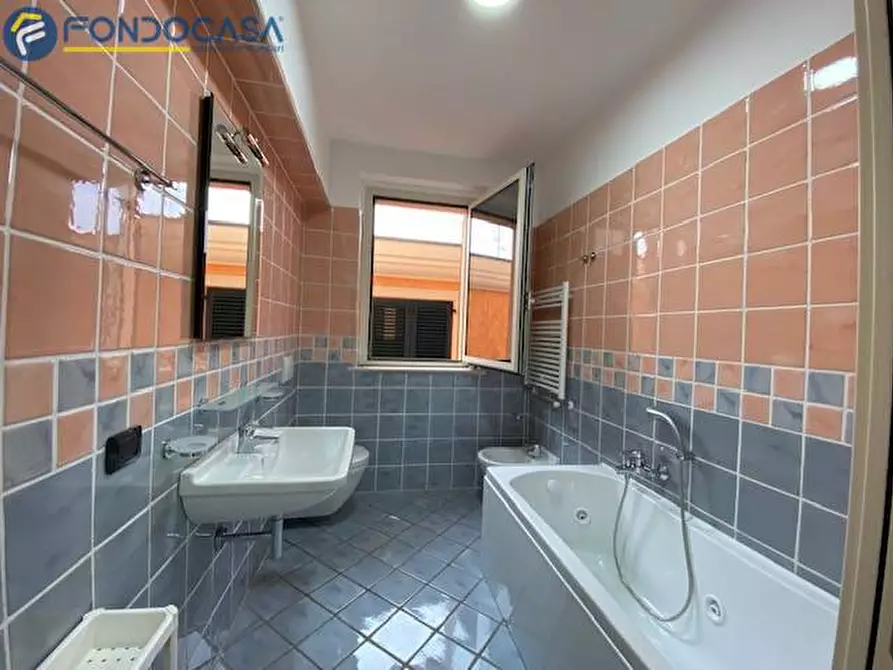 Immagine 13 di Appartamento in vendita  in VIA TOSCANA a Cupra Marittima