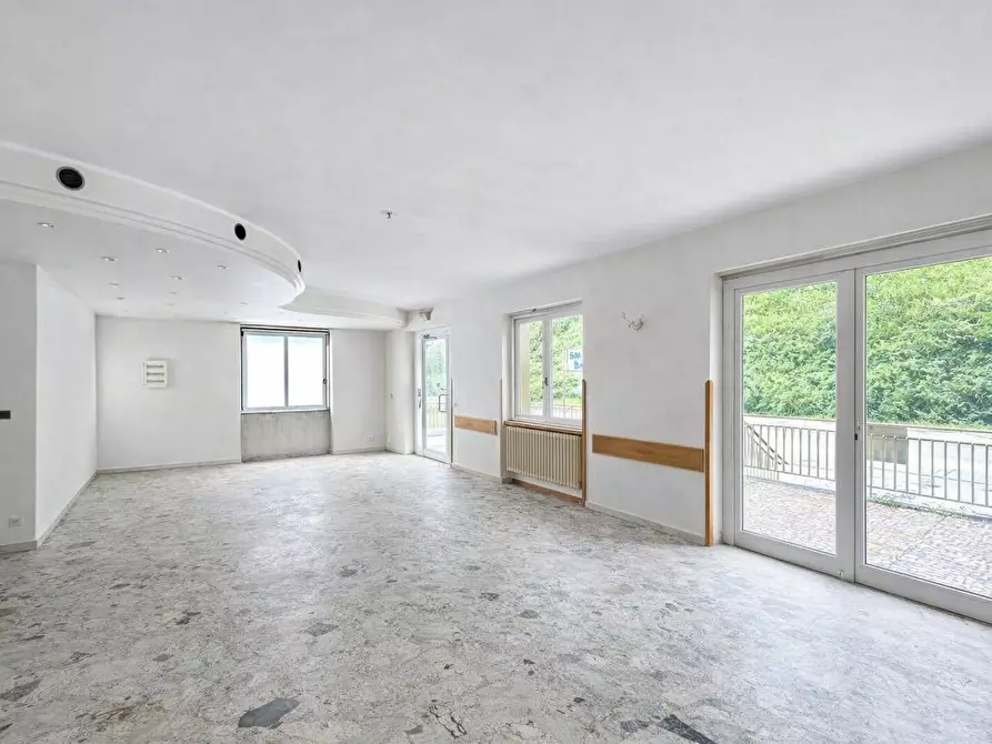 Immagine 3 di Palazzo in vendita  in Viale Valzella 2 a Ardesio