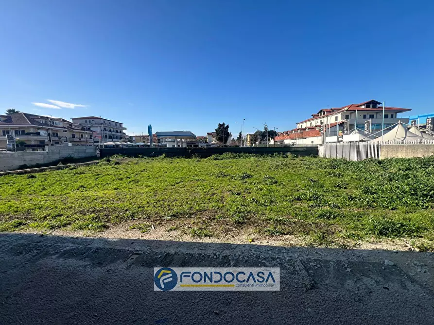 Immagine 3 di Locale commerciale in affitto  in Via Oasi sacro cuore a Giugliano In Campania