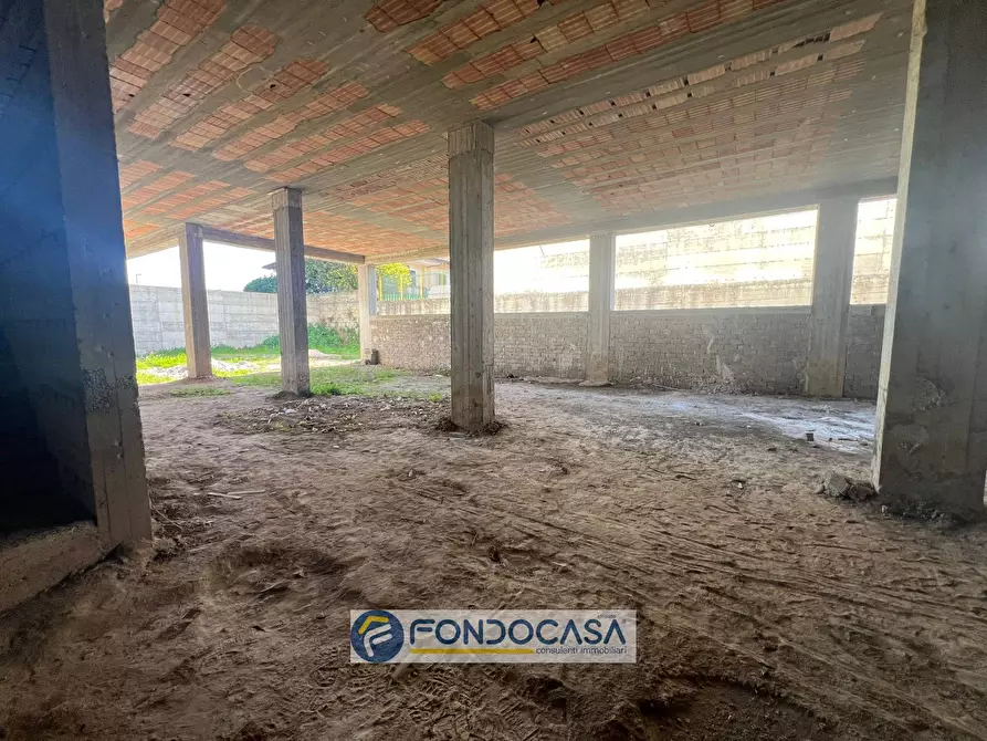 Immagine 9 di Locale commerciale in affitto  in Via Oasi sacro cuore a Giugliano In Campania