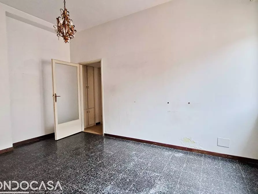 Immagine 6 di Appartamento in vendita  in via leoni 5 a Como