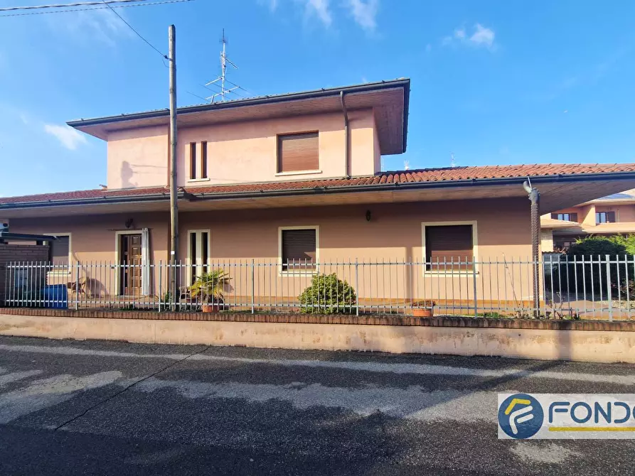 Immagine 5 di Villa in vendita  in VIA DOMENICO GHIDONI 46 a Ospitaletto