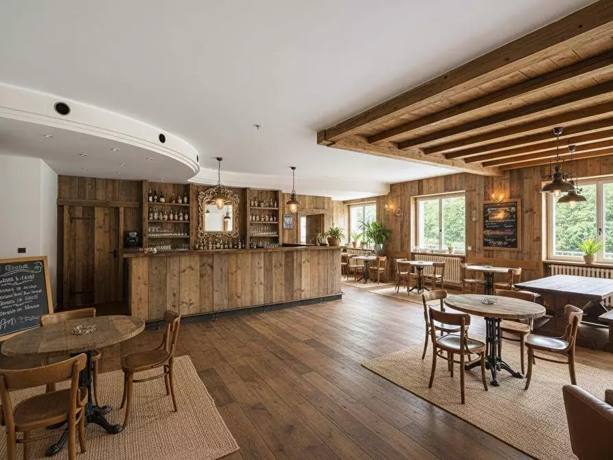 Immagine 5 di Palazzo in vendita  in Viale Valzella 2 a Ardesio