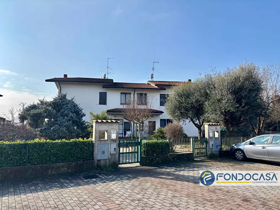 Immagine 1 di Casa semindipendente in vendita  a Palazzolo Sull'oglio