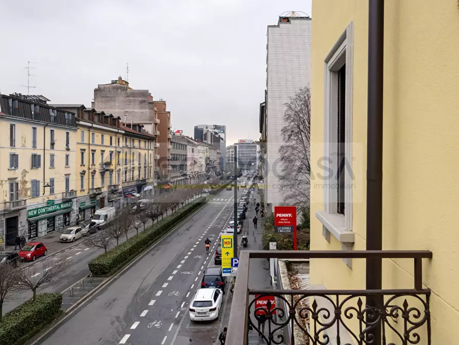 Immagine 17 di Appartamento in vendita  in Viale Monza 37 a Milano
