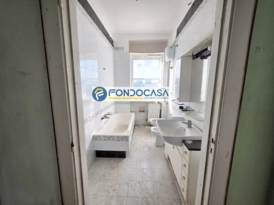 Immagine 11 di Appartamento in vendita  in via nicola brandi 10 a Brindisi