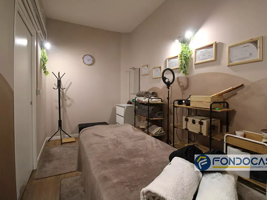 Immagine 12 di Locale commerciale in vendita  in Via Dei Mille a Ponsacco