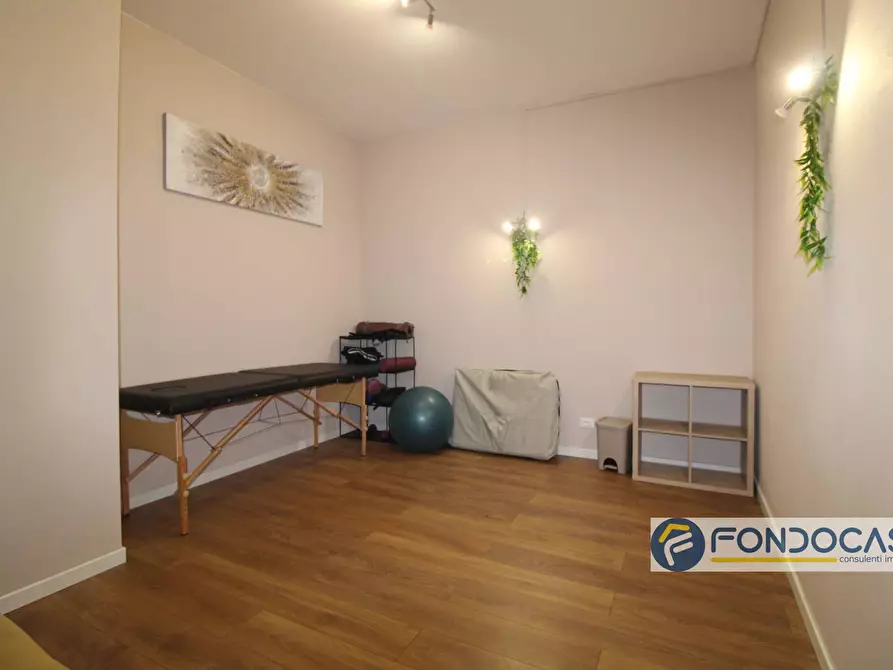 Immagine 17 di Locale commerciale in vendita  in Via Dei Mille a Ponsacco