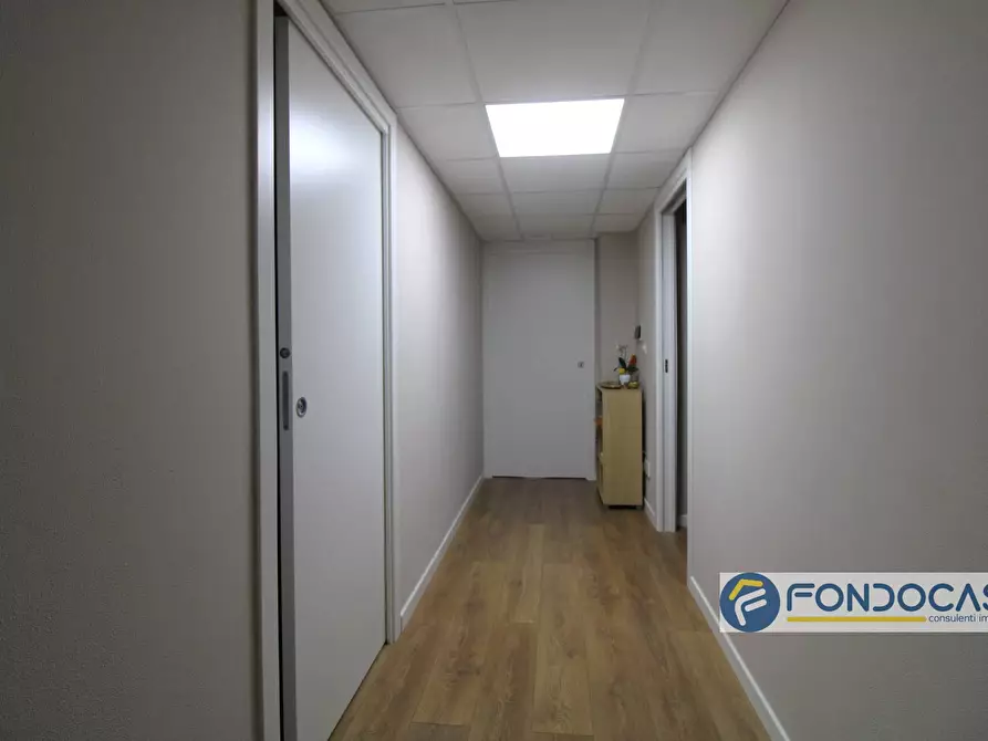 Immagine 22 di Locale commerciale in vendita  in Via Dei Mille a Ponsacco