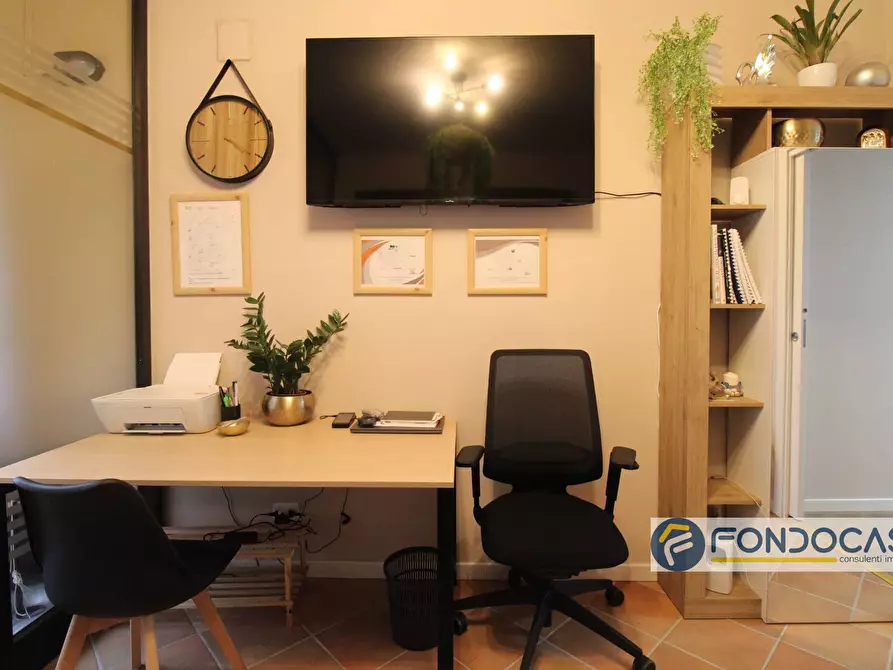 Immagine 5 di Locale commerciale in vendita  in Via Dei Mille a Ponsacco