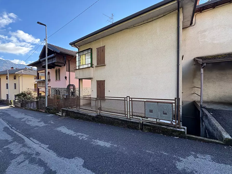 Immagine 3 di Casa indipendente in vendita  in Via Piane 16 a Ardesio