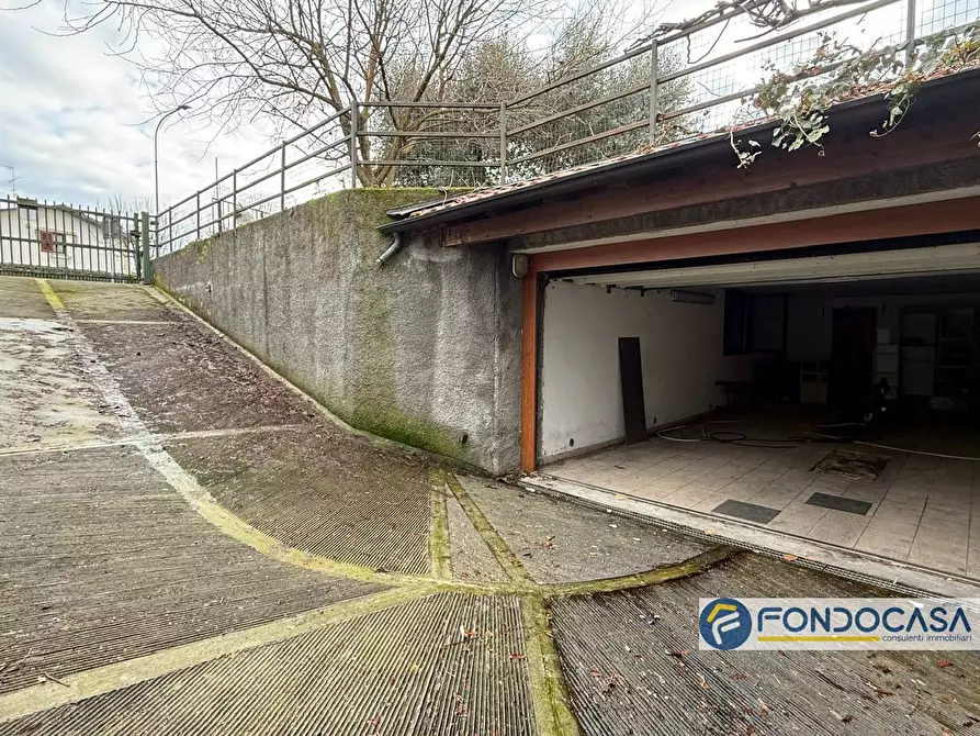Immagine 36 di Casa semindipendente in vendita  a Castelli Calepio
