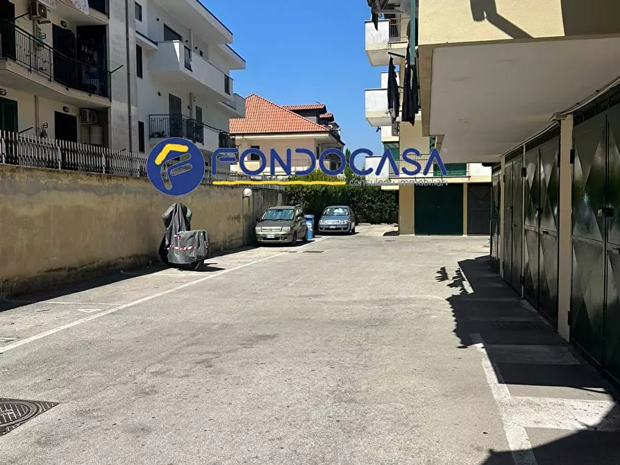 Immagine 15 di Appartamento in vendita  a Giugliano In Campania