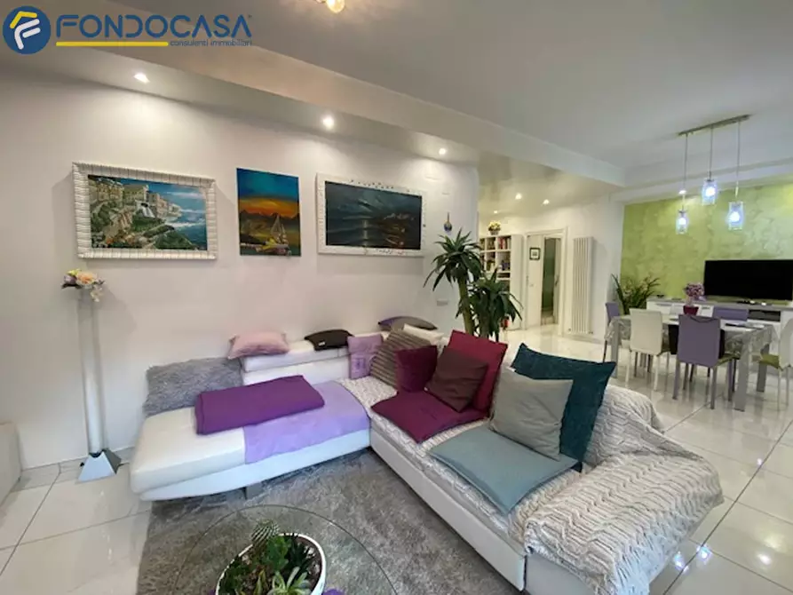 Immagine 1 di Appartamento in vendita  in Via Francesco Crucioli a Grottammare