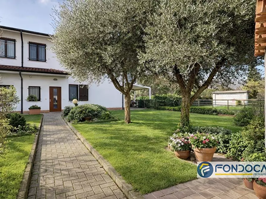 Immagine 30 di Casa semindipendente in vendita  a Palazzolo Sull'oglio