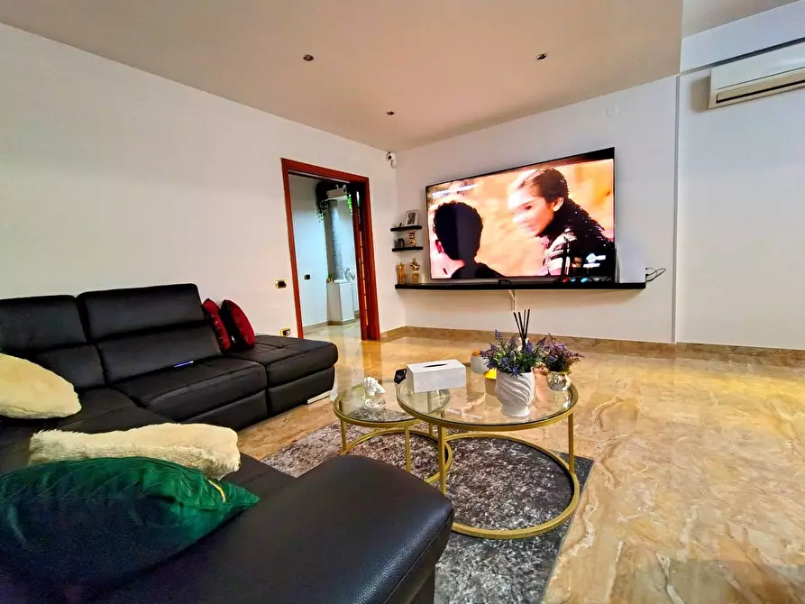 Immagine 3 di Appartamento in vendita  a Brusciano