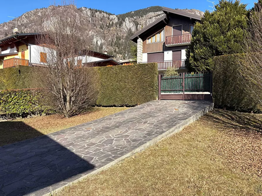 Immagine 23 di Casa indipendente in vendita  in Via Luigi Cadorna 5 a Ardesio