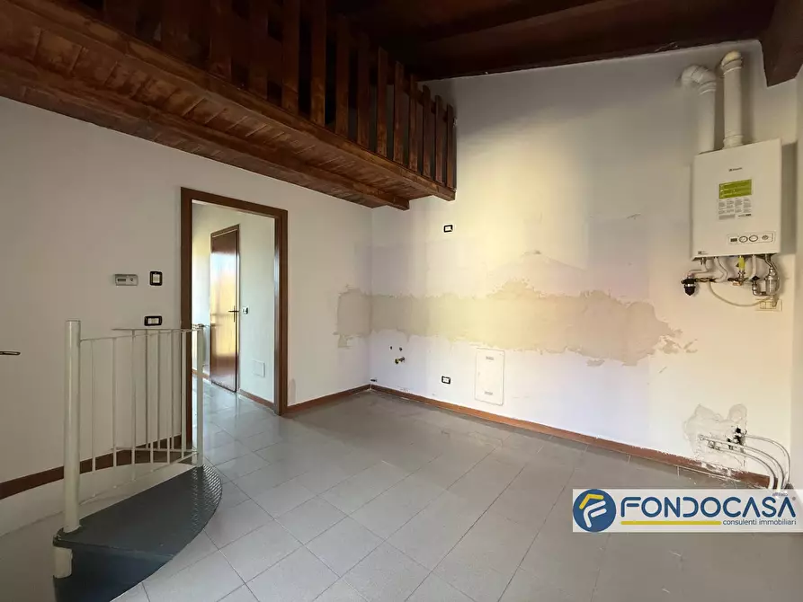 Immagine 12 di Appartamento in vendita  a Castelli Calepio