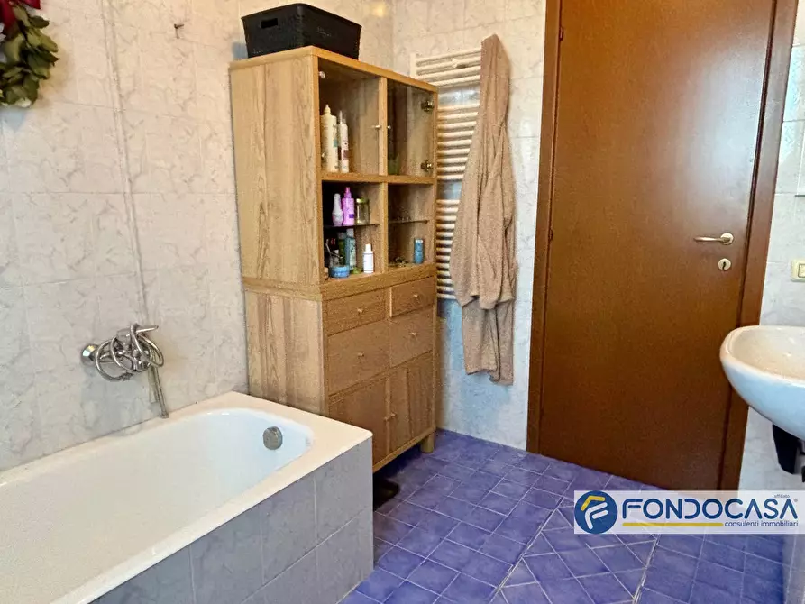 Immagine 29 di Casa semindipendente in vendita  a Castelli Calepio